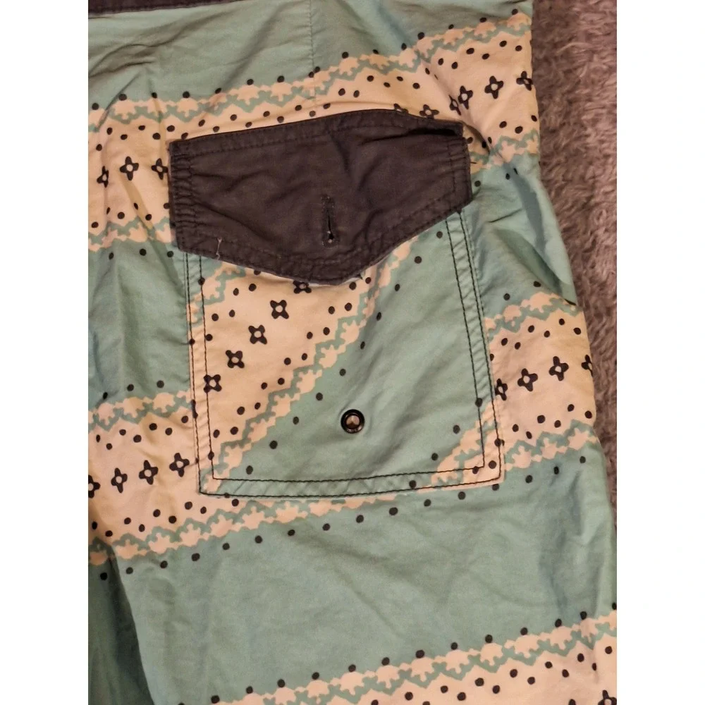 Katin USA Mens Board Shorts Size 33 Surf Beach Swim Trunks Floral Polka Dot